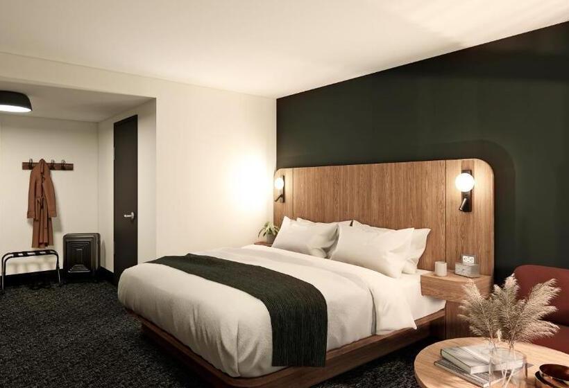 Northwinds Hotel Revelstoke