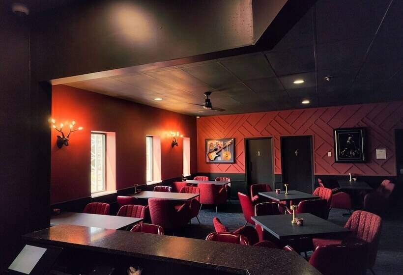 منتجع The Hotel At Falcon Lake