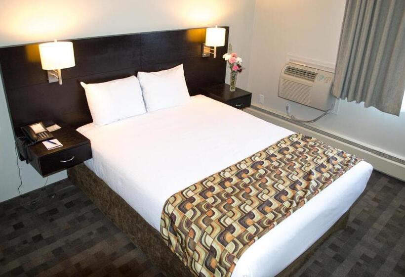 Sea To Sky Hotel And Conference Centre