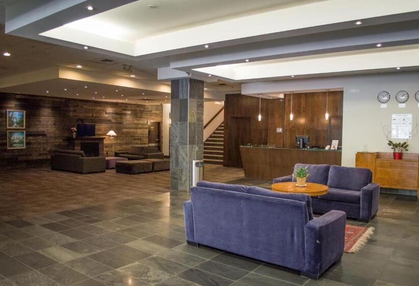 Sea To Sky Hotel And Conference Centre