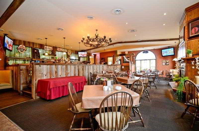 Super 8 By Wyndham Gananoque Country Squire Resort