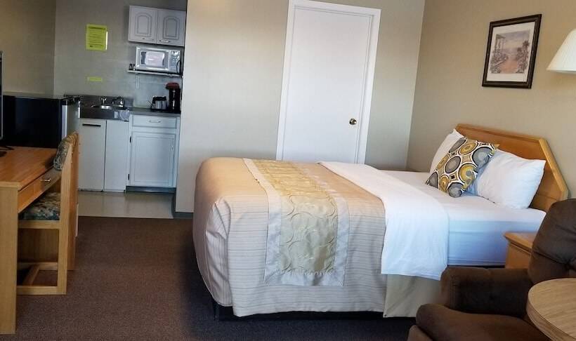 Athabasca Lodge Motel