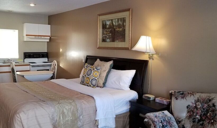 Athabasca Lodge Motel