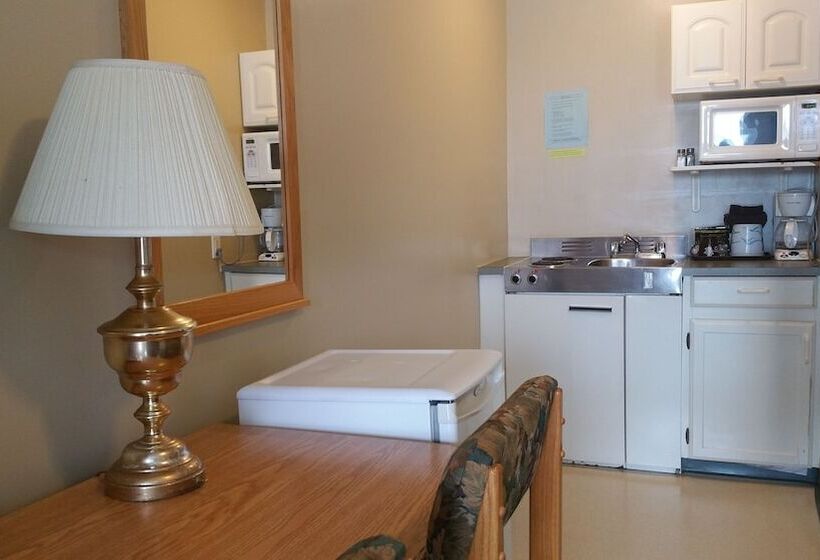 Athabasca Lodge Motel