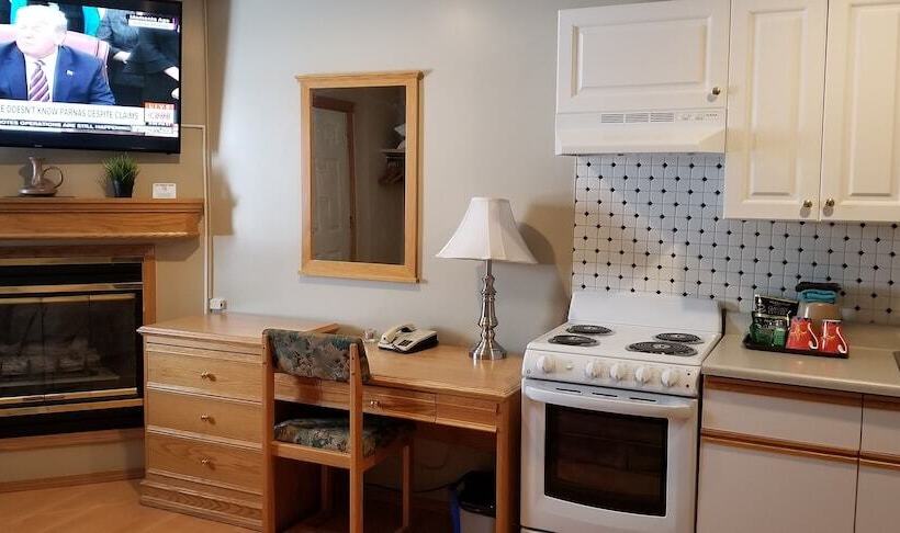 Athabasca Lodge Motel