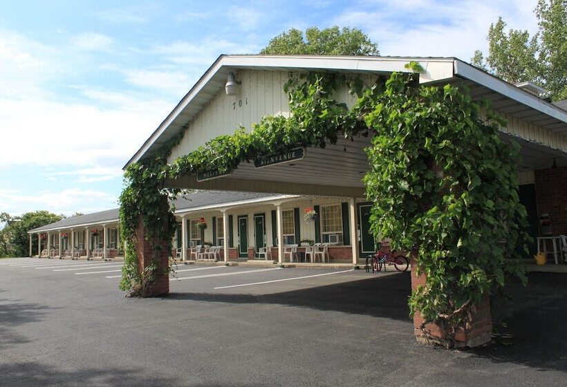 Auberge Motel Le Pigeonnier