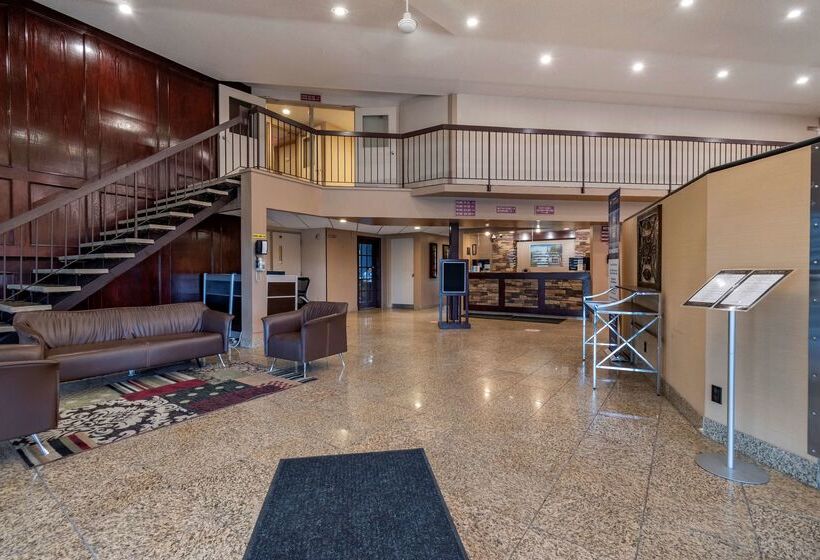 هتل Best Western Marquis Inn & Suites