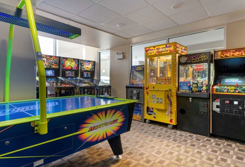 Best Western Plus Chocolate Lake Hotel   Halifax