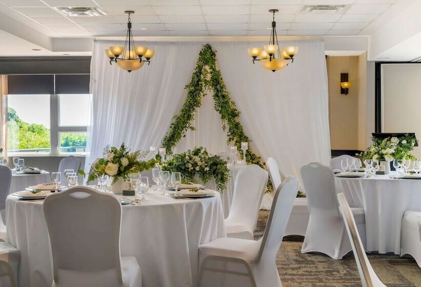 Best Western Plus Chocolate Lake Hotel   Halifax