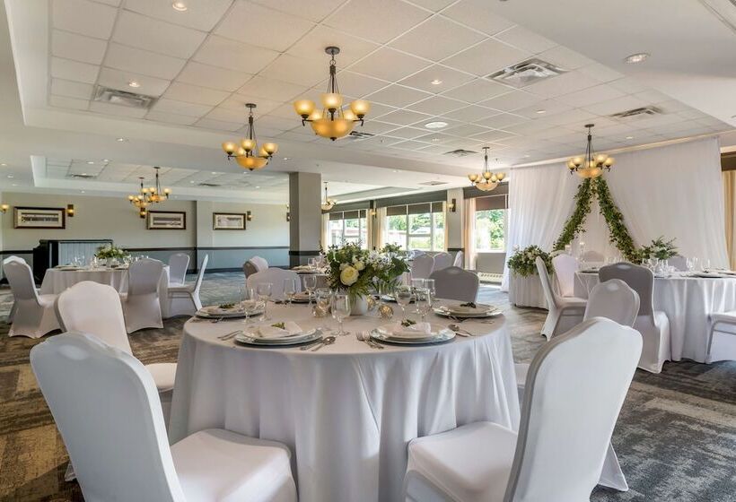 Best Western Plus Chocolate Lake Hotel   Halifax