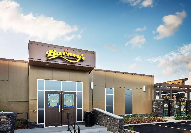 ホテル Best Western Plus Edmonton Airport