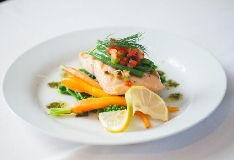 Отель Best Western Premier Toronto Airport Carlingview