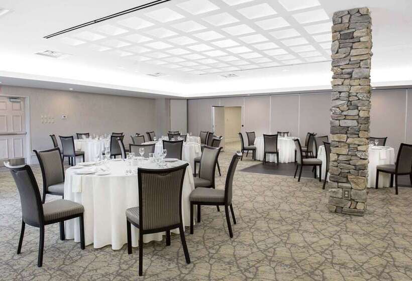 Clarion Hotel & Conference Centre