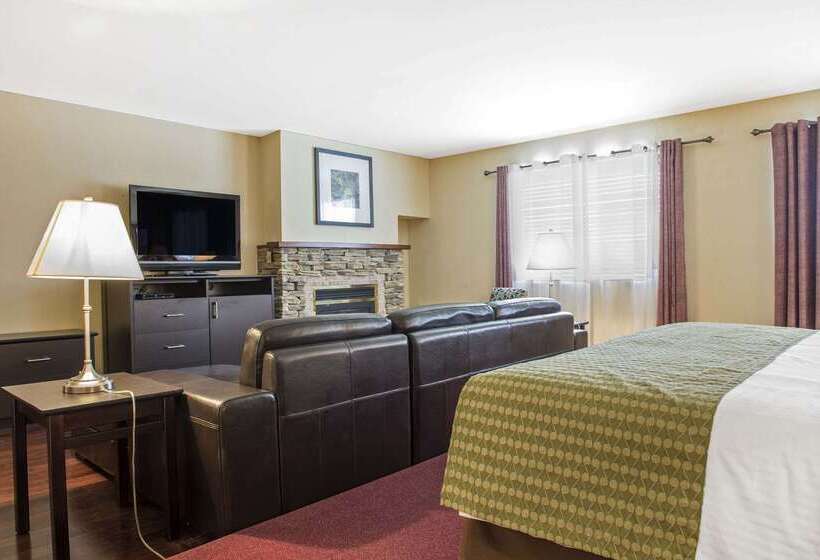 Clarion Hotel & Conference Centre