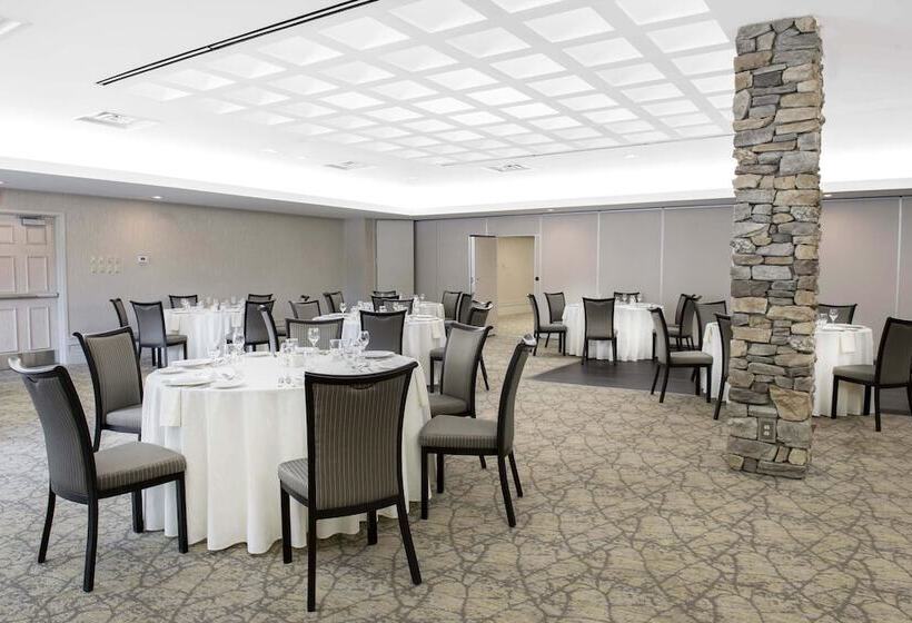 Clarion Hotel & Conference Centre