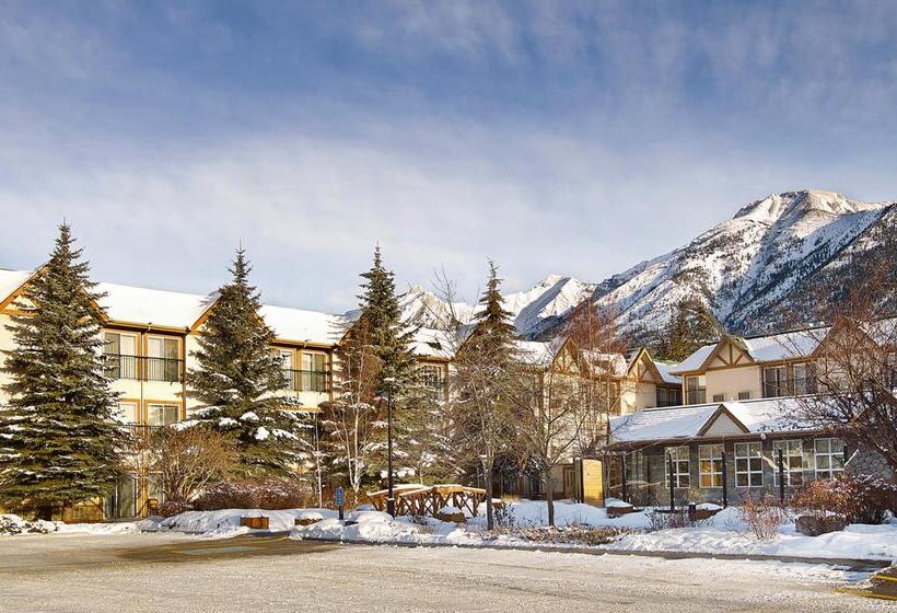 Coast Canmore Hotel & Conference Centre