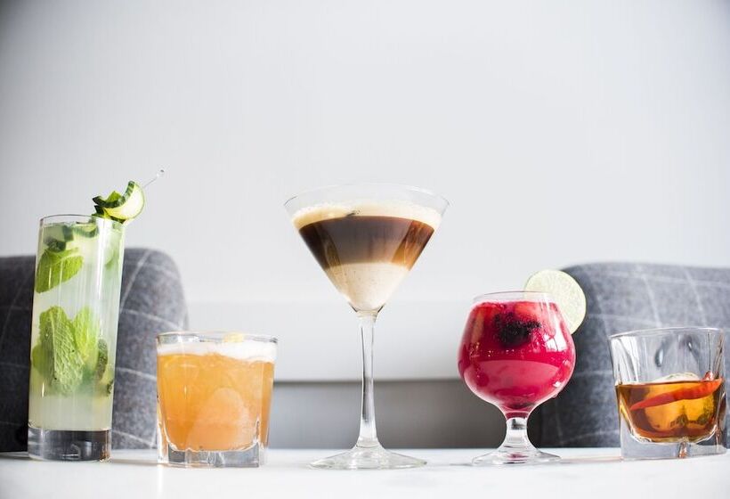 Coast Canmore Hotel & Conference Centre