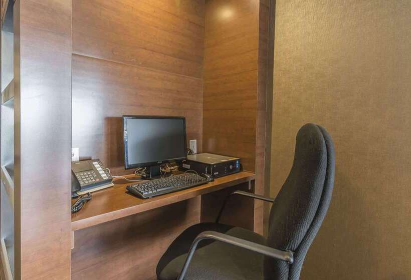 Отель Comfort Inn