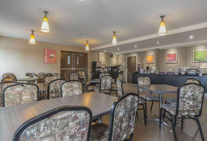 Отель Comfort Inn