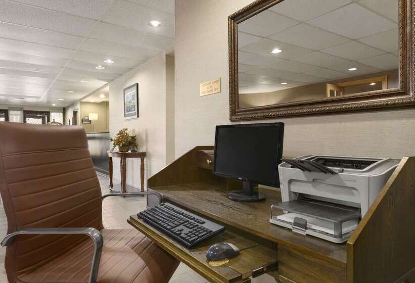 Отель Days Inn By Wyndham Stephenville