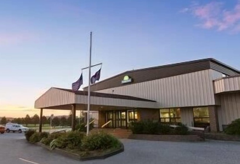 Отель Days Inn By Wyndham Stephenville