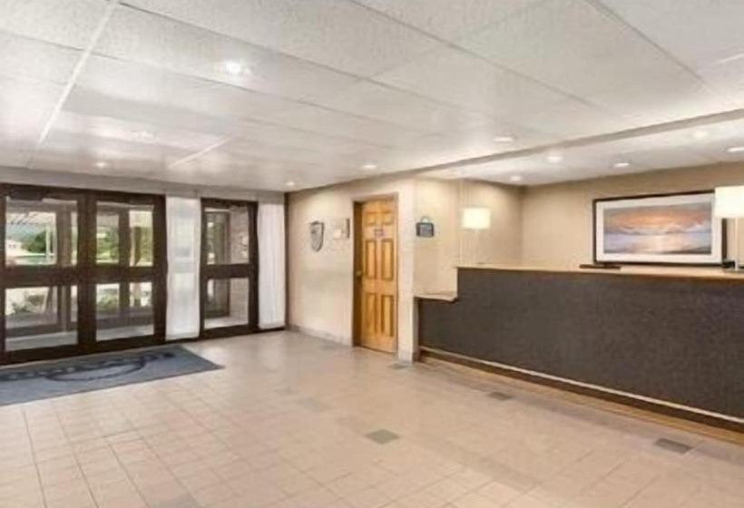 Отель Days Inn By Wyndham Stephenville