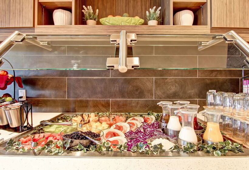 فندق Hilton Garden Inn Calgary Airport