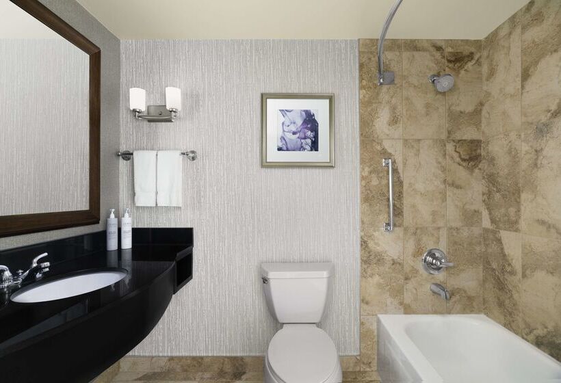 فندق Hilton Garden Inn Calgary Airport