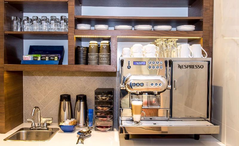 호텔 Hilton Montreal Laval