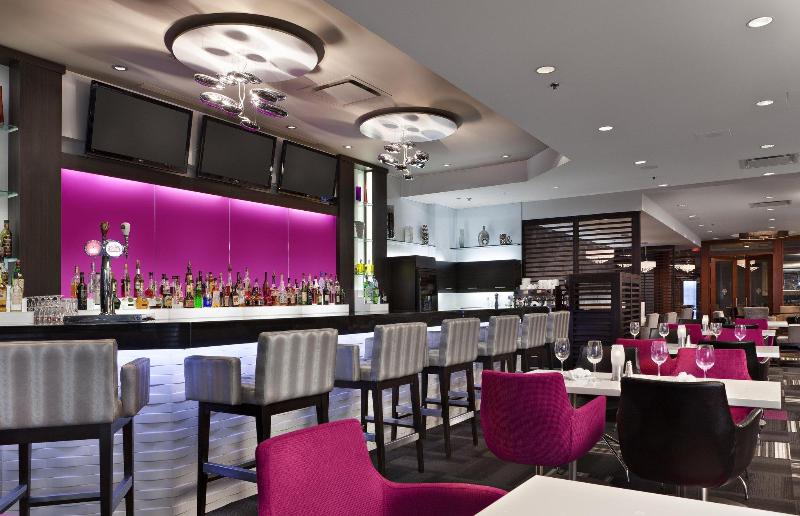 호텔 Hilton Montreal Laval