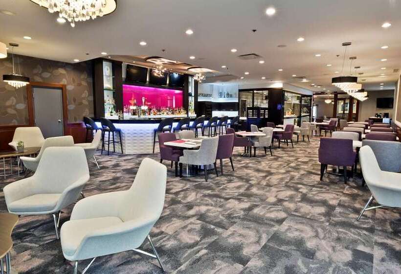 호텔 Hilton Montreal Laval