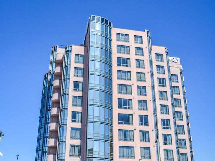 Отель Hilton Vancouver Airport