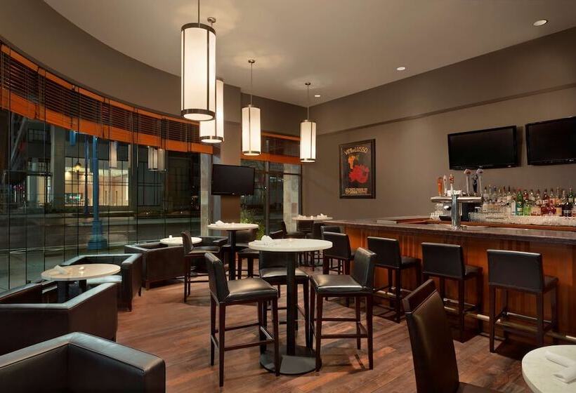 酒店 Hilton Vancouver Airport