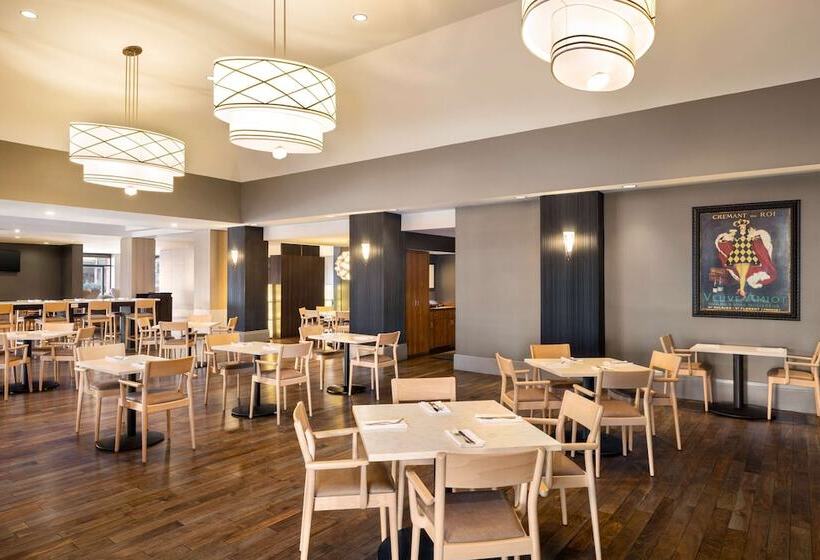 酒店 Hilton Vancouver Airport