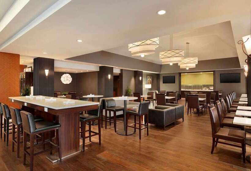 酒店 Hilton Vancouver Airport