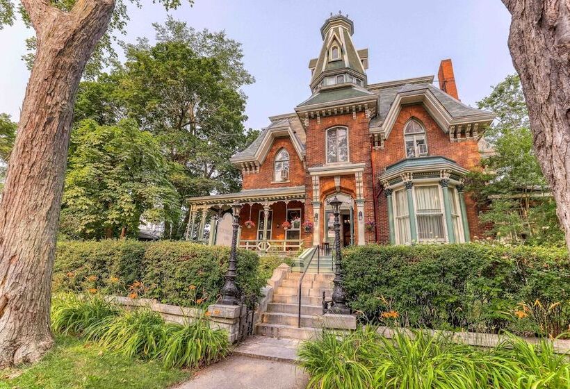 호텔 Hochelaga Inn