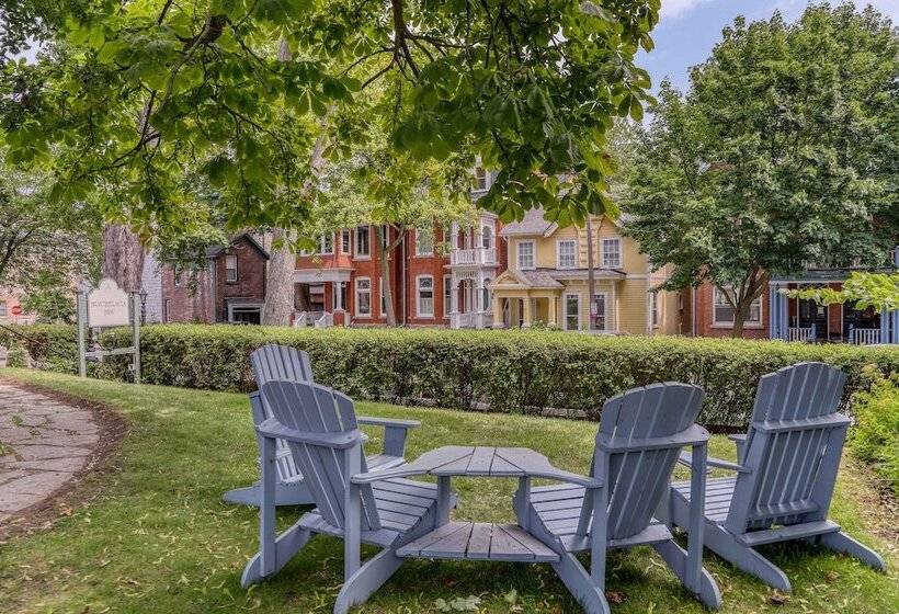 호텔 Hochelaga Inn