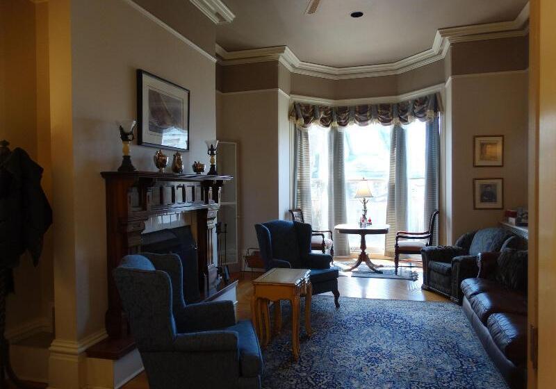 호텔 Hochelaga Inn