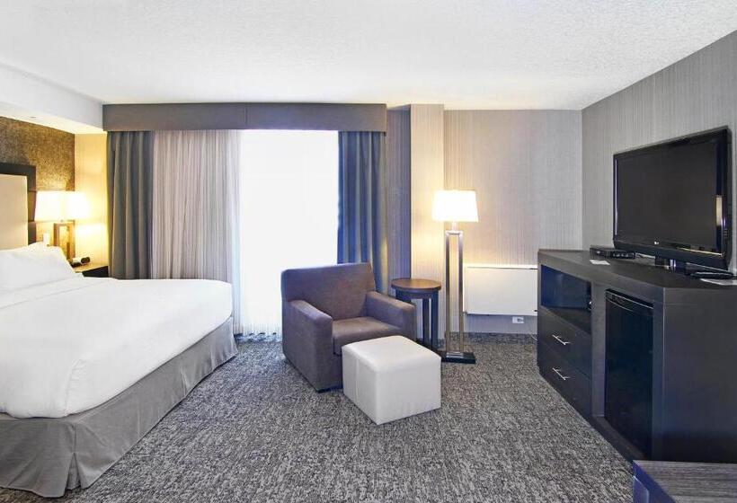 فندق Holiday Inn Express And Suites Calgary, An Ihg