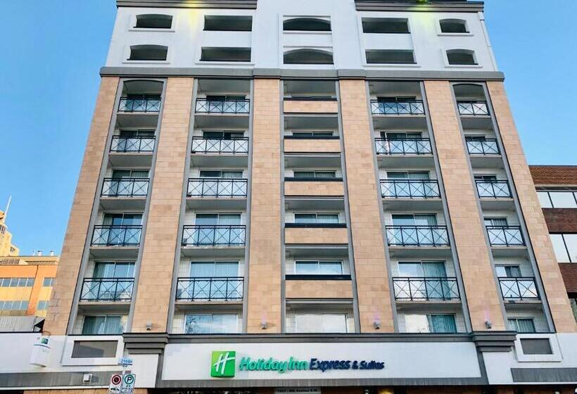 فندق Holiday Inn Express And Suites Calgary, An Ihg