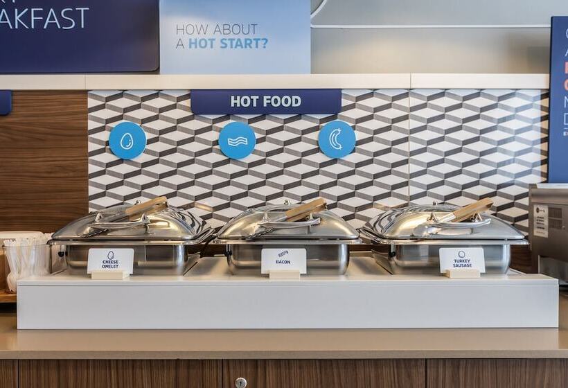 ホテル Holiday Inn Express Toronto North York, An Ihg