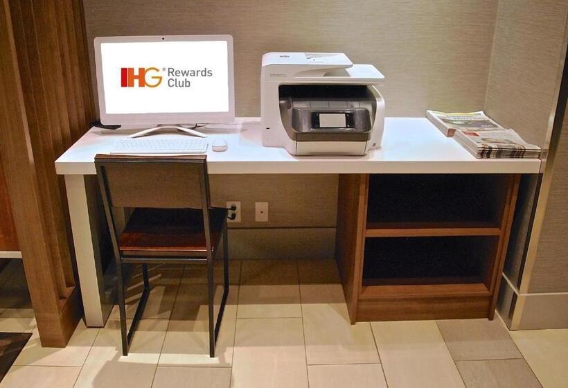 هتل Holiday Inn Express Vancouver Airport Richmond, An Ihg