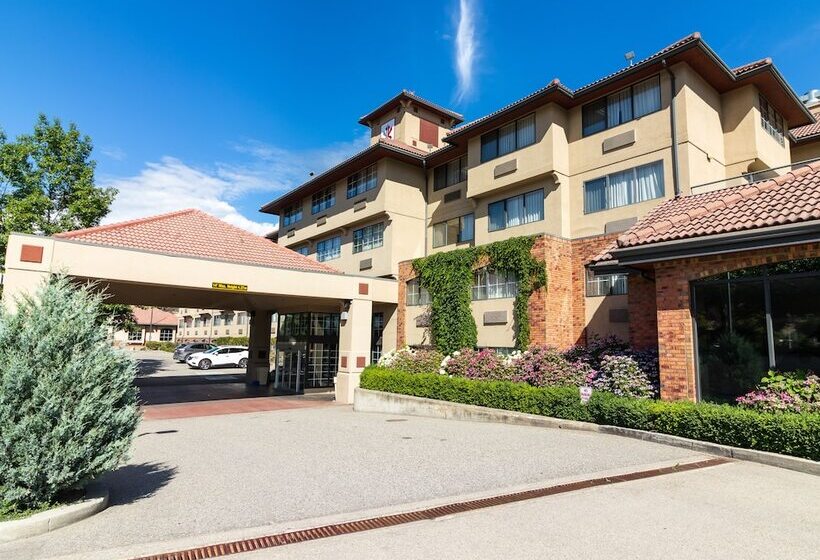 Отель Kelowna & Conference Centre