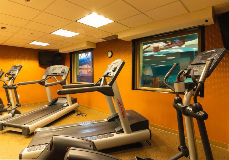 Отель Kelowna & Conference Centre