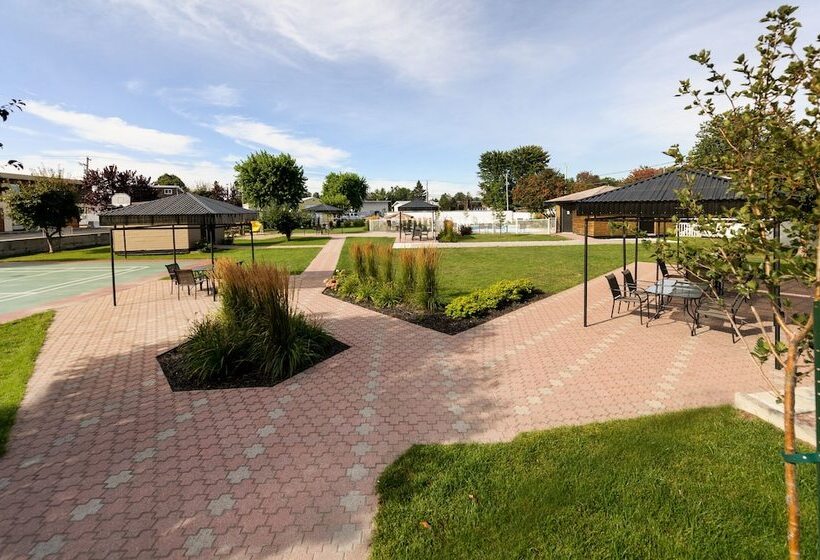 فندق Le Montagnais