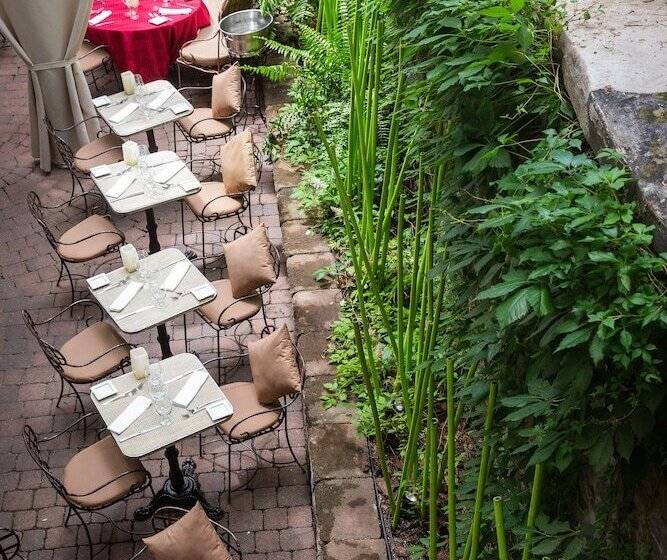 Отель Le Priori