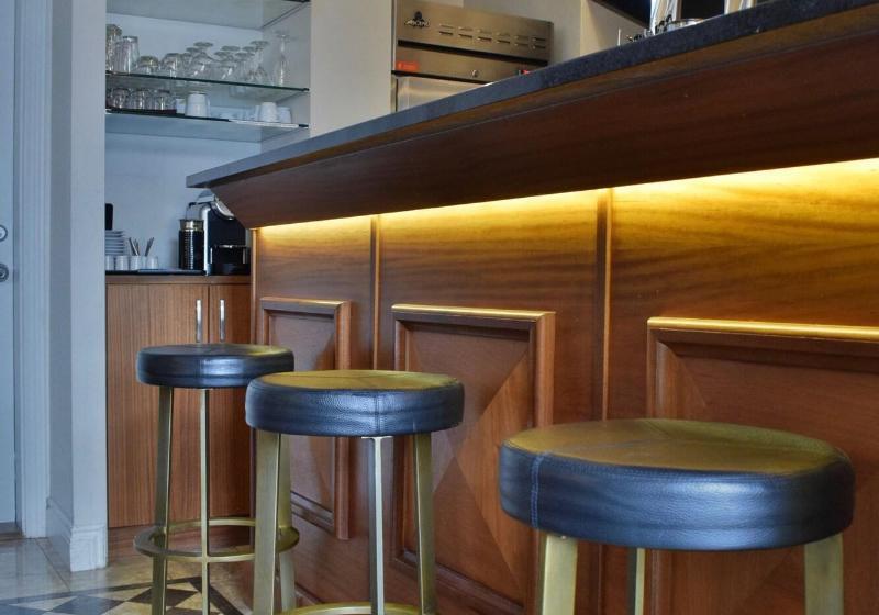 Отель Manoir D Auteuil