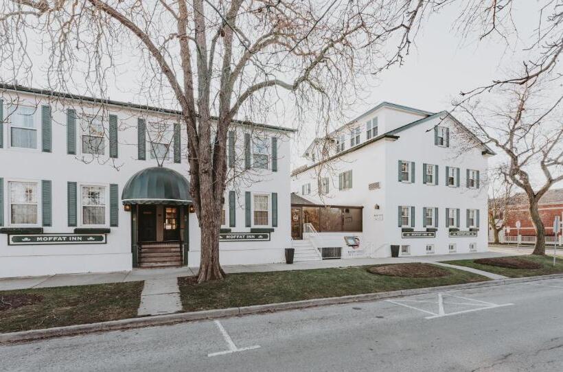 酒店 Moffat Inn