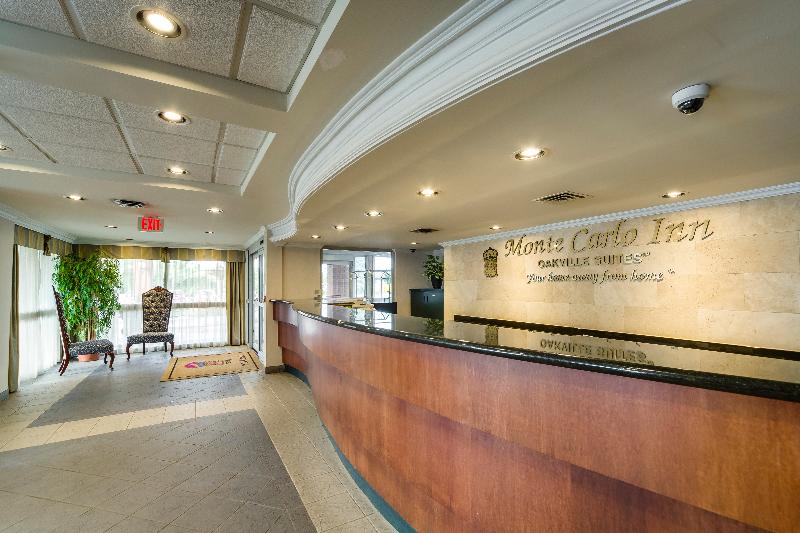 فندق Monte Carlo Inn Oakville Suites