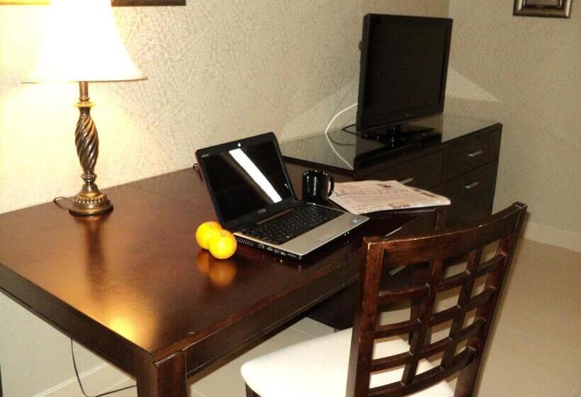 Montecassino Hotel & Suites